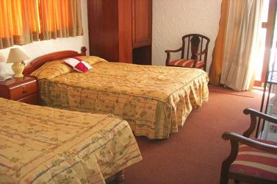la casa de tint tin hotel