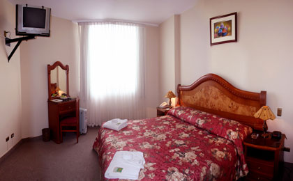 miraflores colon hotel