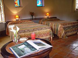 sol y luna urubamba hotel