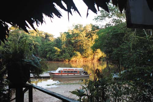 albergue explornapo iquitos